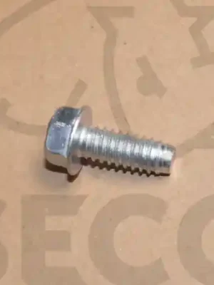 Solange Der Vorrat Reicht ŠROUB 3/8" X 1" ŠESTIHR. K LONCIN